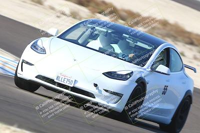 media/Nov-08-2025-Speed Ventures (Sat) [[1c7a6332f5]]/TC B/Session 1 (Turn 3)/